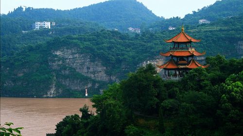 宜昌交运两坝一峡游船 畅游三峡大坝与壮丽江景一日游
